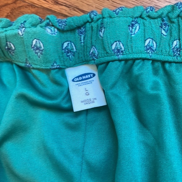 NWOT Old Navy Woman’s Skirt - Picture 3 of 5